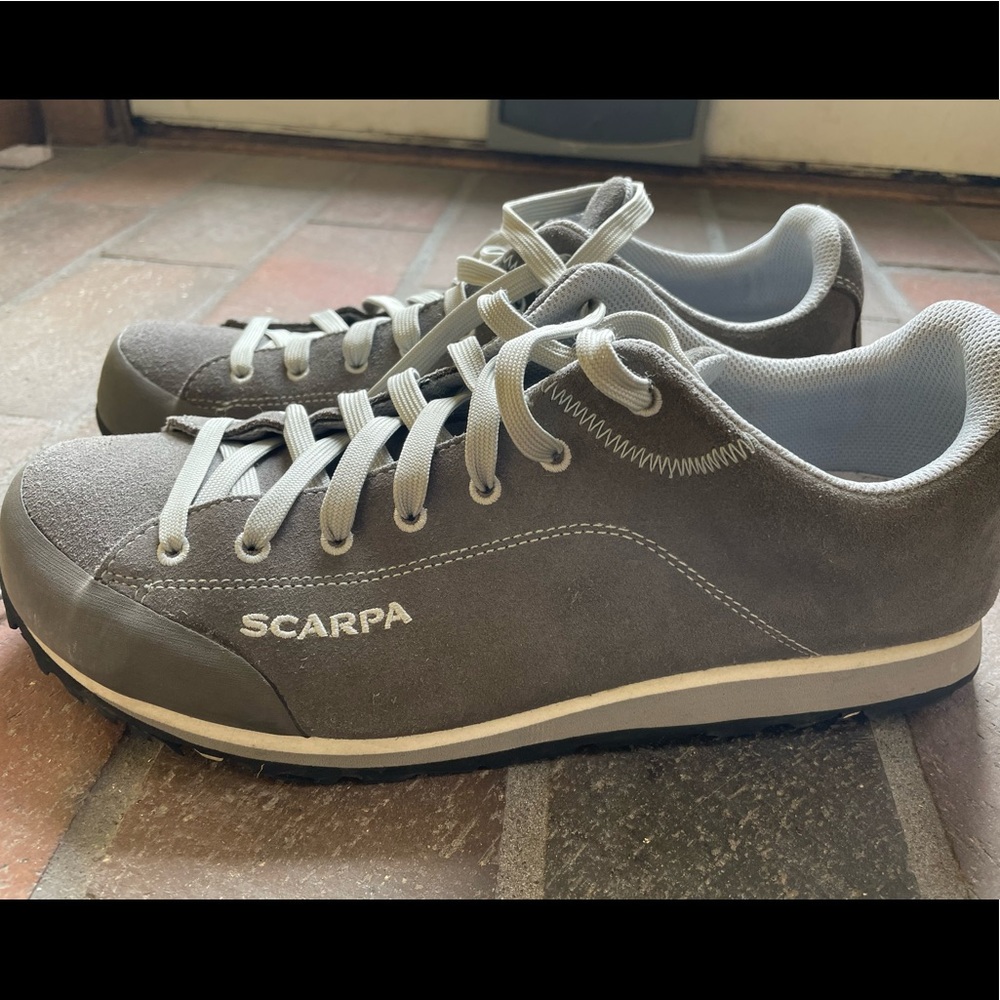 Scarpa Margarita approach shoes